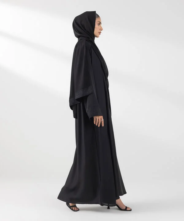 Embroidered Abaya Set Black