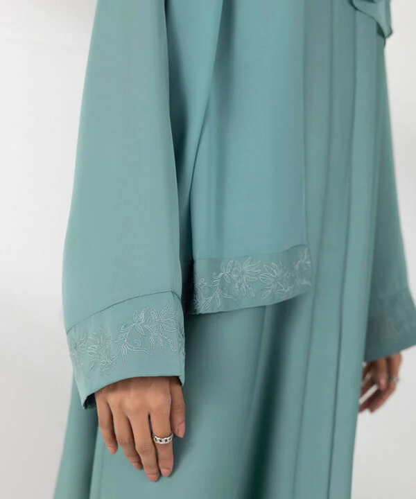 Embroidered Abaya Set