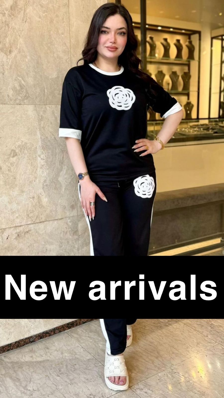 Black With White Heart Nighty Suit For Women