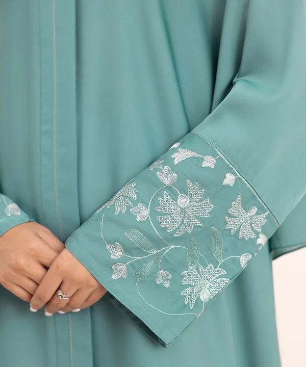 Embroidered Abaya Set