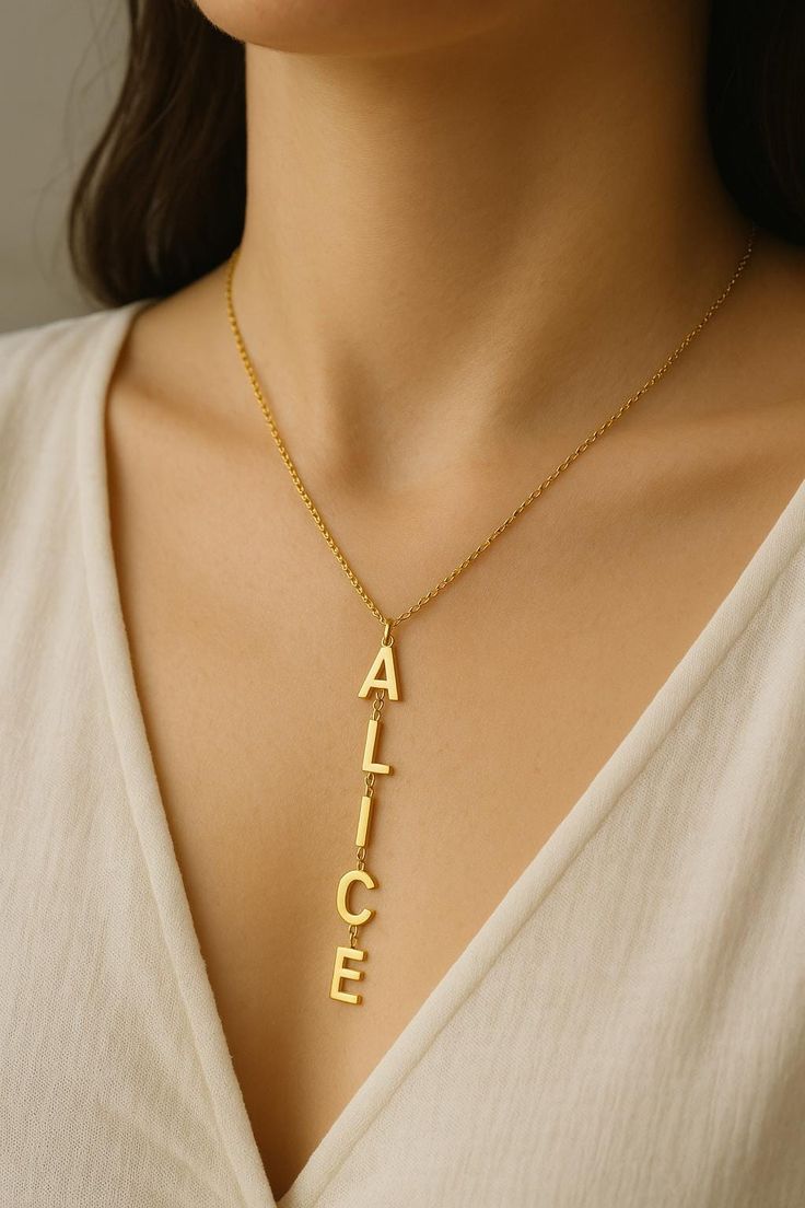 18karat Gold Name Necklace Vertical