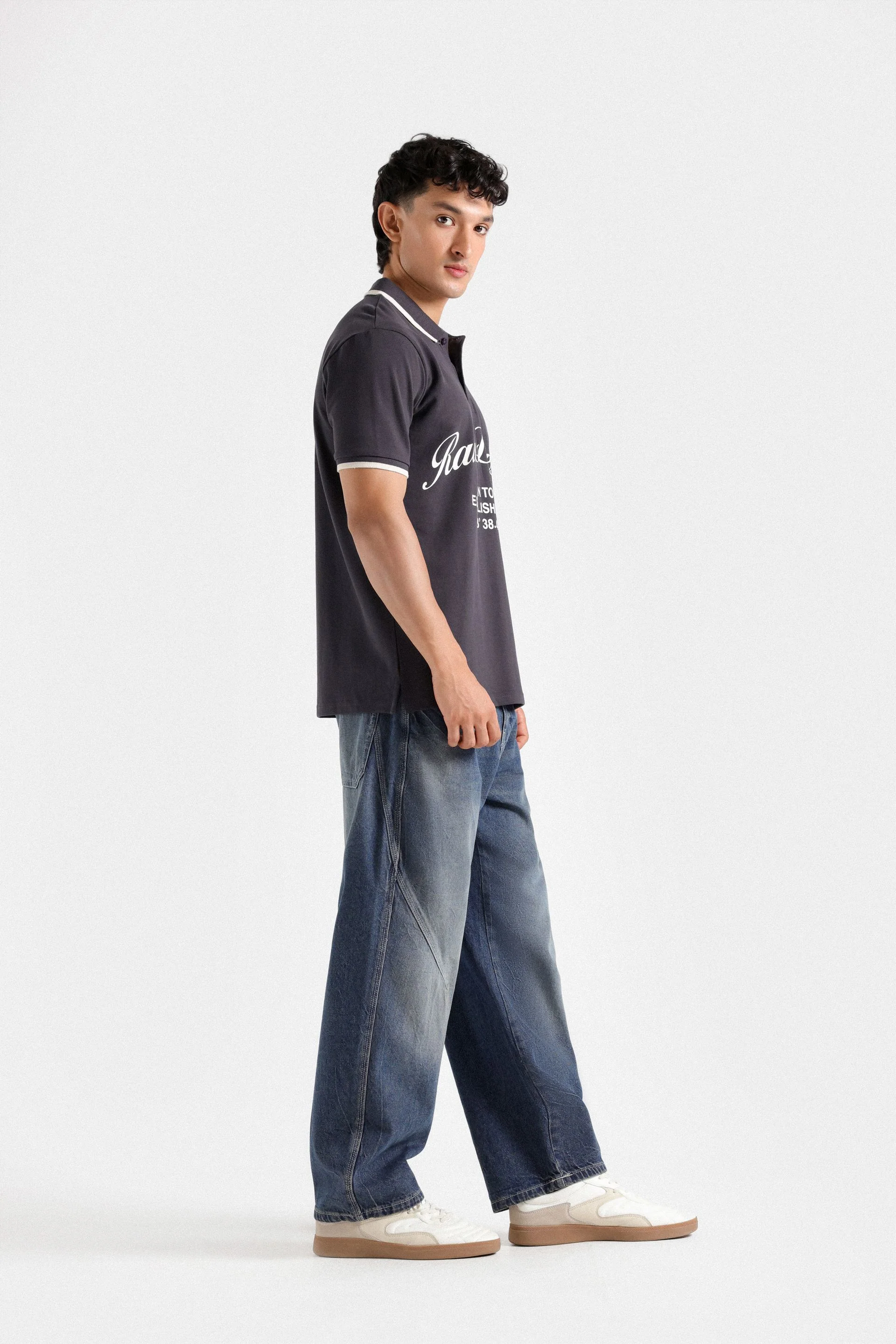 Relaxed Fit Jeans