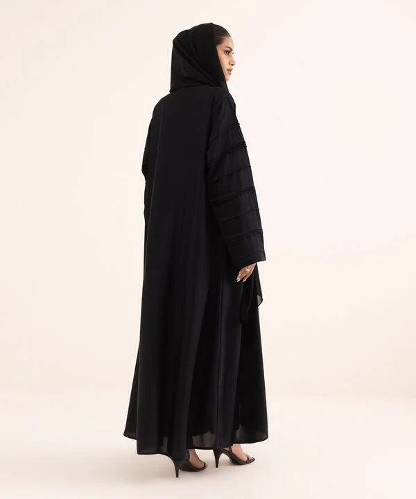 Button Through Abaya Sleeve Embed
