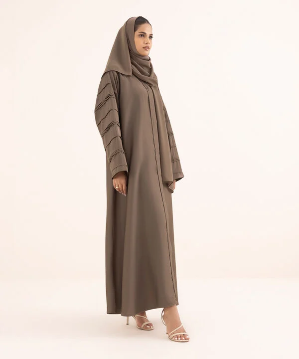 Button Through Abaya Sleeve Embed