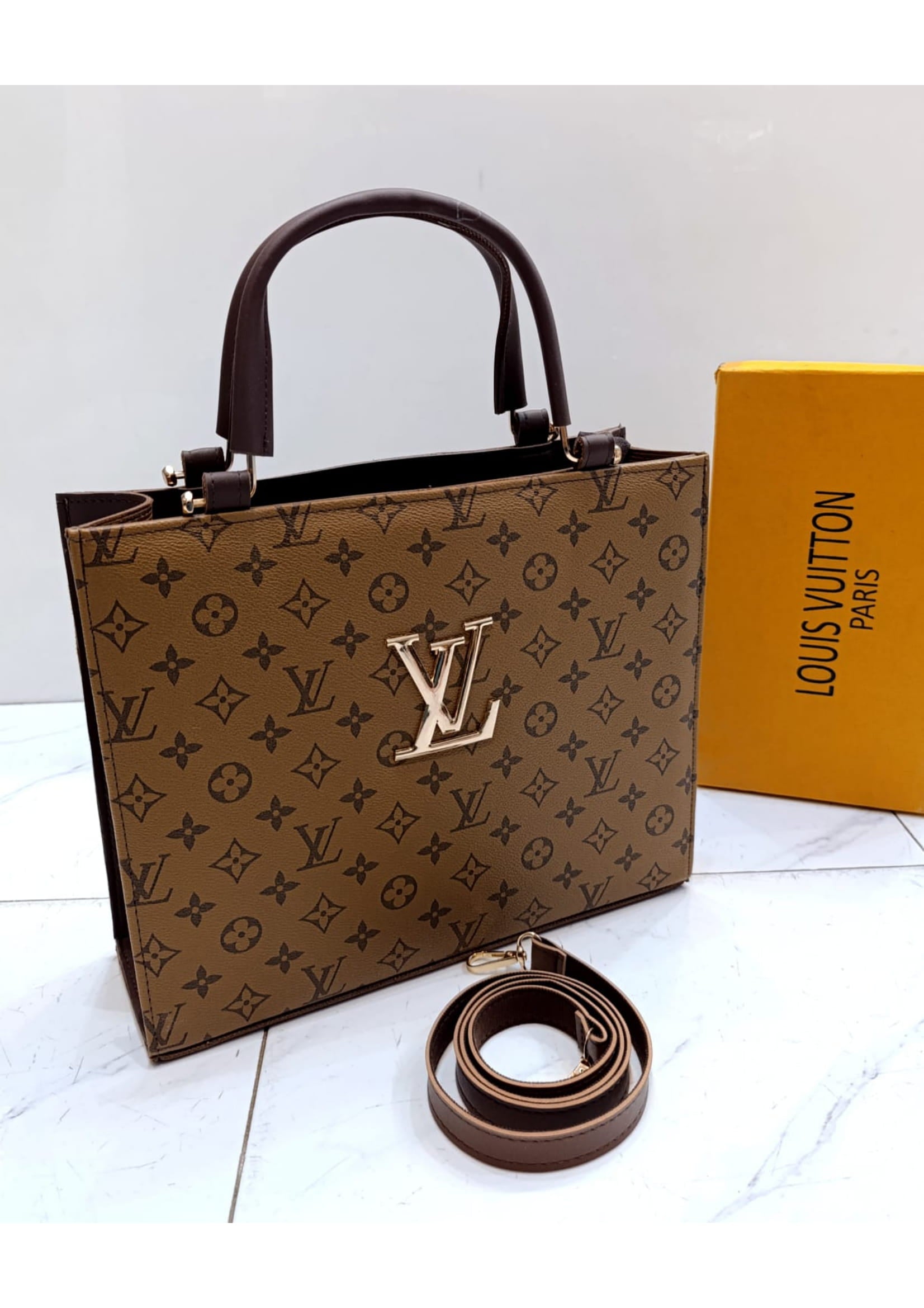Premium LOUIS VUTTION Stylish Coffee Hand Bag