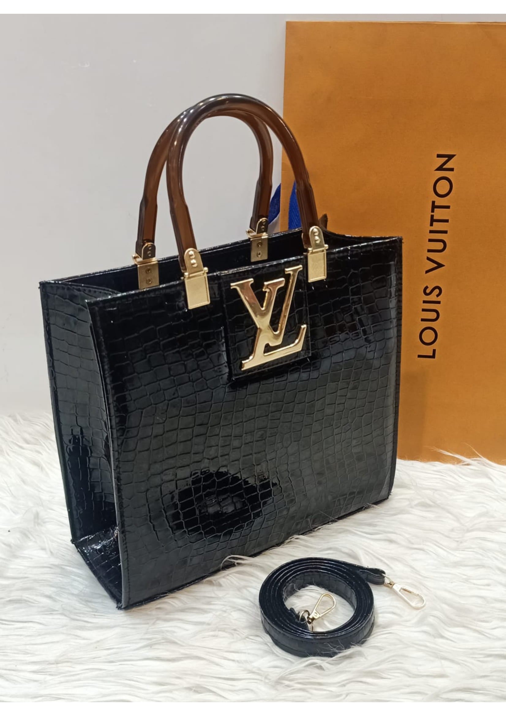 Premium LOUIS VUTTION Stylish Black Hand Bag